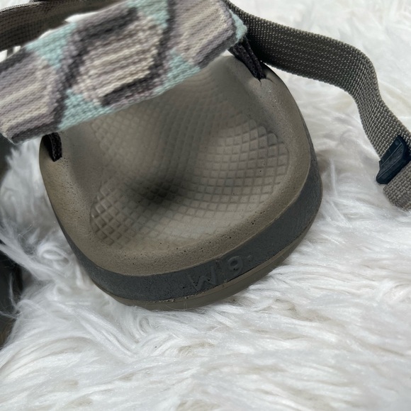 Chaco | Z/2 Classic Strappy Hiking Outdoors Sandals Teal Gray Aztec - Picture 8 of 8